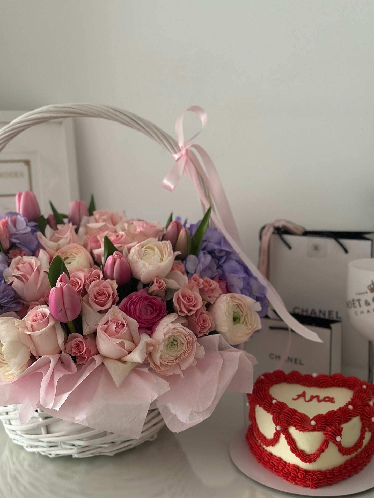 Comprar Flores Frescas en Cestas en Madrid