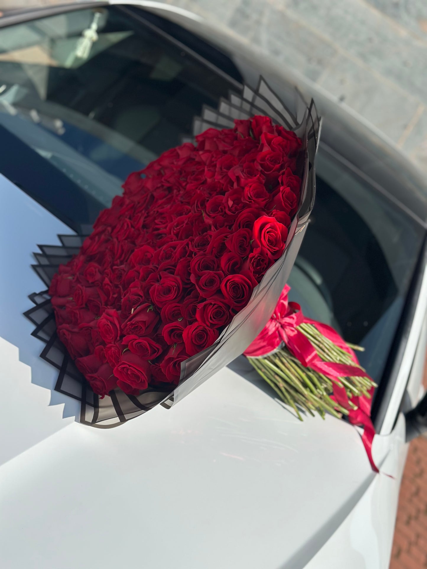 Bouquet de 200 Rosas – Elegancia Suprema