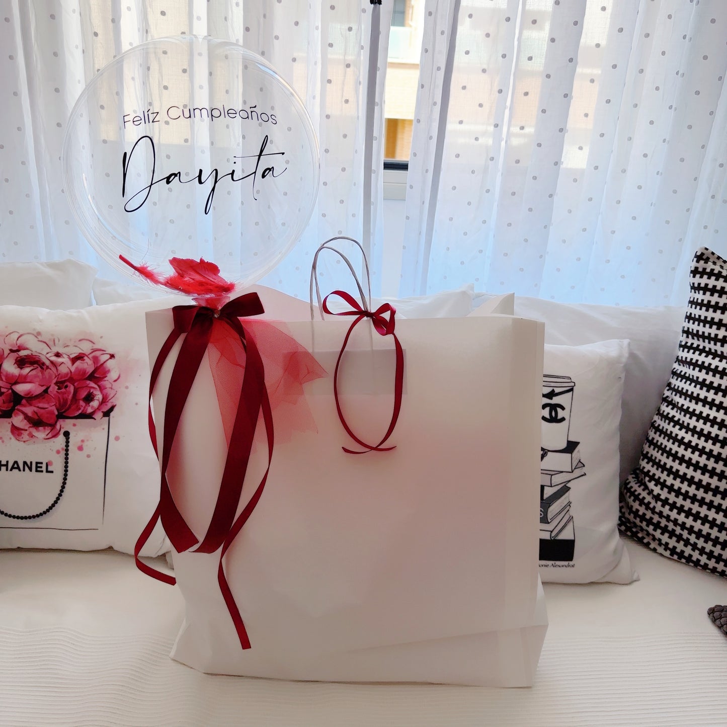 Globo Personalizado y Embalaje Decorativo para flores - Regalo Elegante y Exclusivo