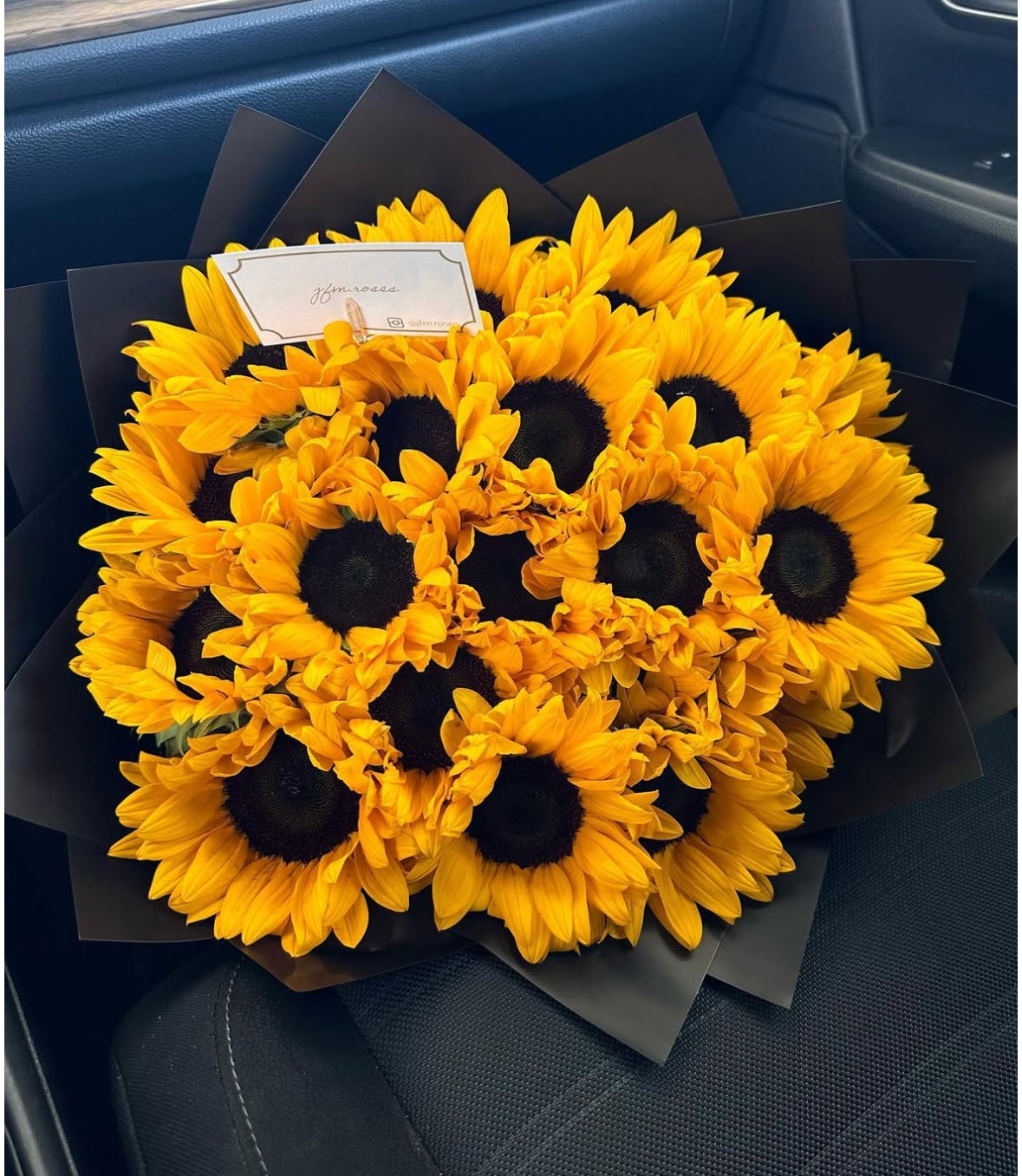 Ramo de 20 girasoles frescos exclusivos