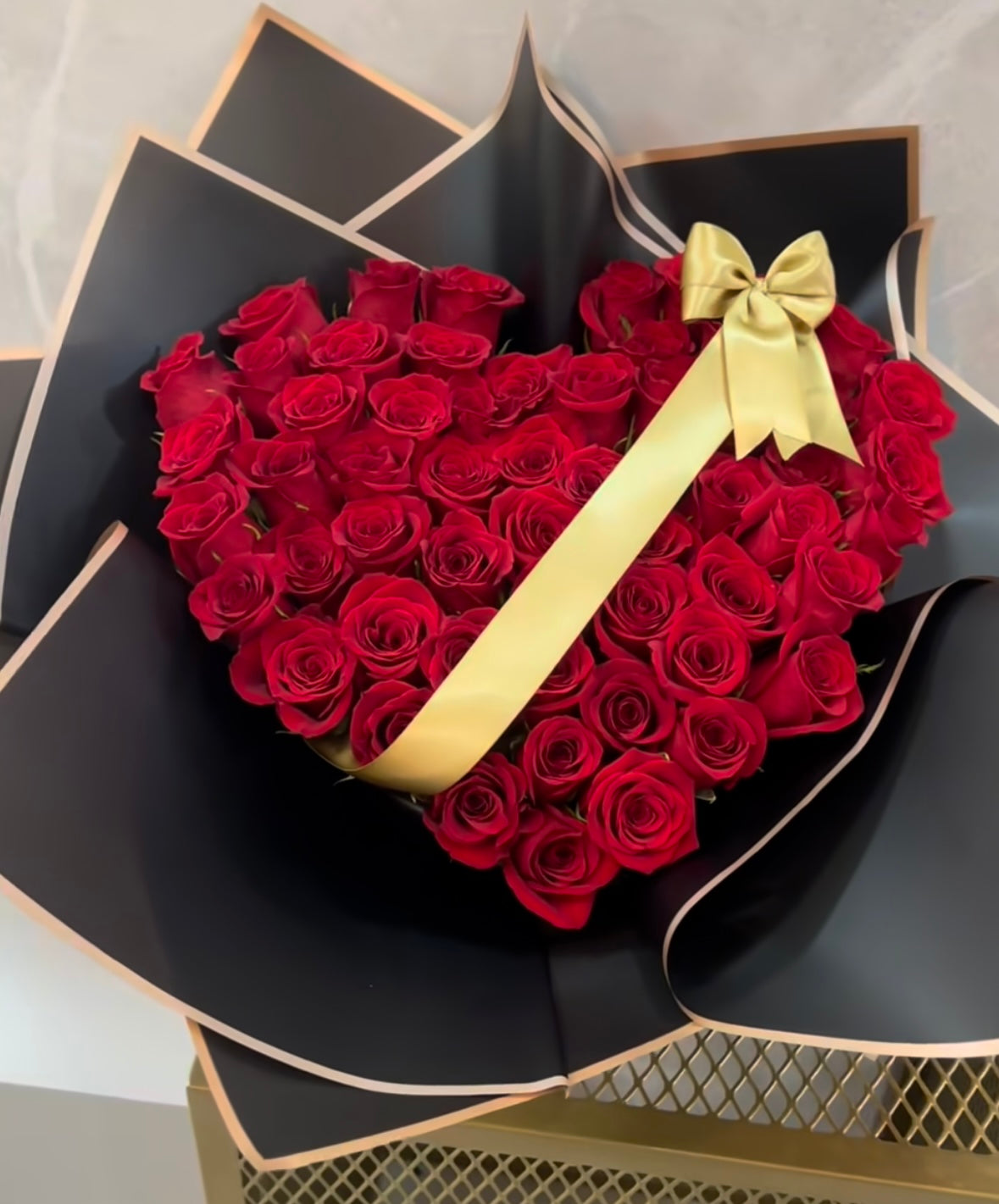 Rosas naturales en forma de corazón – regalo romántico para San Valentín o aniversario