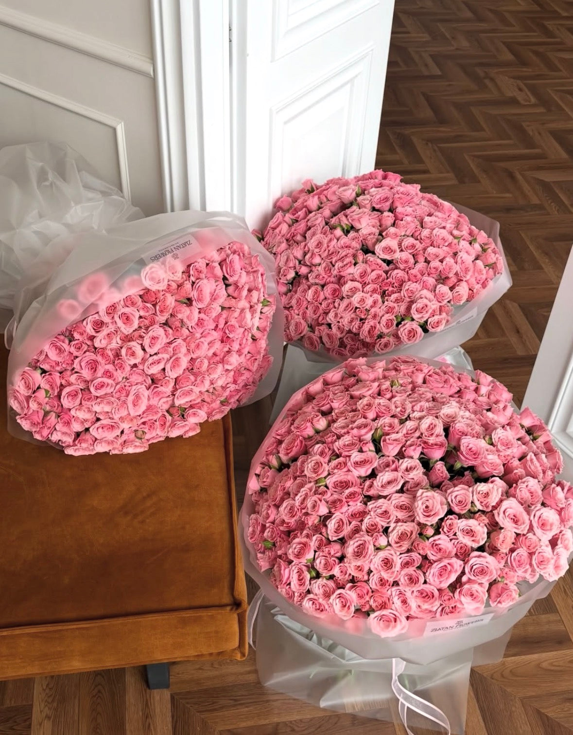 rosas rosadas de floristería en Madrid con entrega el mismo día