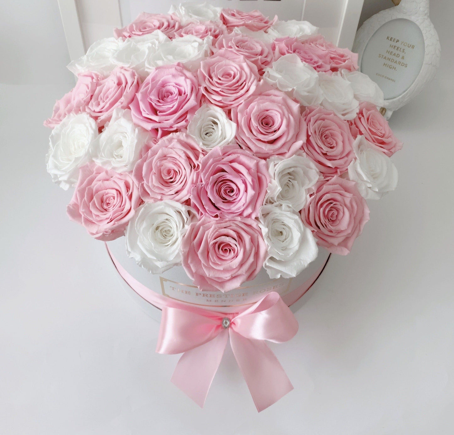 Caja Grande de Rosas Eternas en estilo Dome | The Prestige Roses