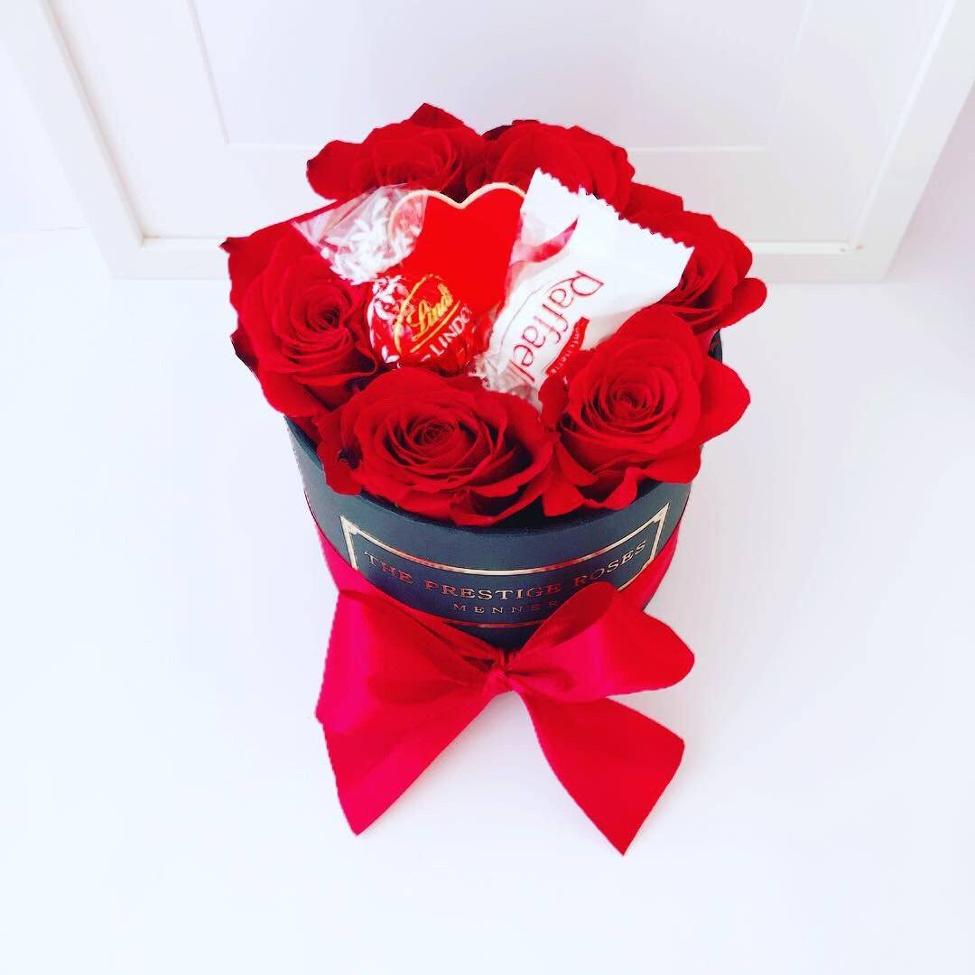 Colección Rosas con Chocolate - La Mejor Colección de Rosas Frescas con Chocolate - The Prestige Roses Madrid