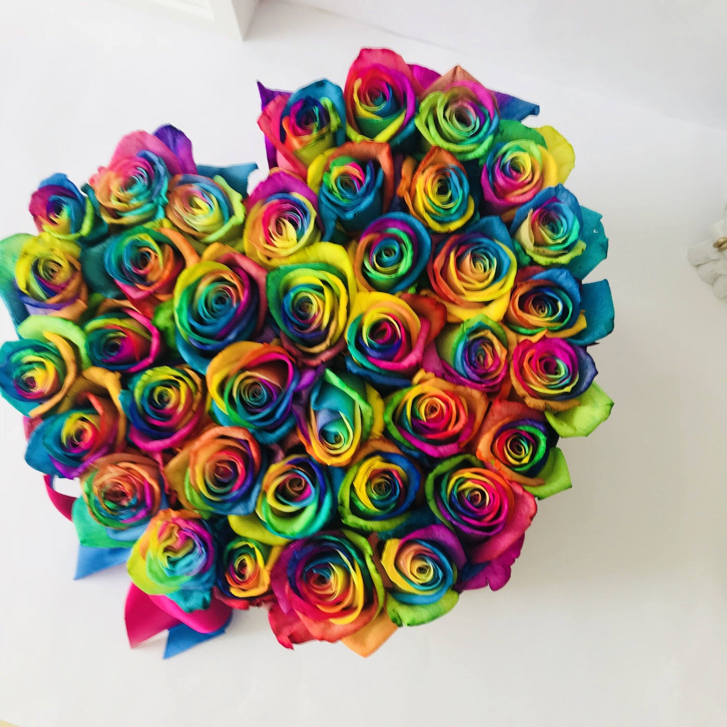 Rosas Arcoíris Frescas - The Prestige Roses Madrid