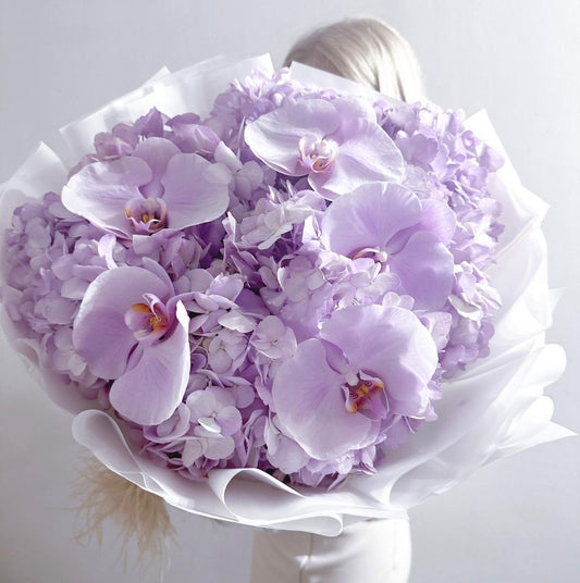 Ramo de hortensias naturales frescas