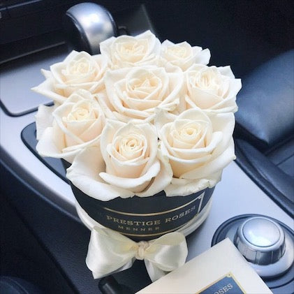 Regala flores y rosas rojas preservadas para el día de la madre