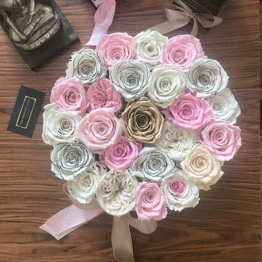 Regala rosas frescas y preservadas para el día de la madre