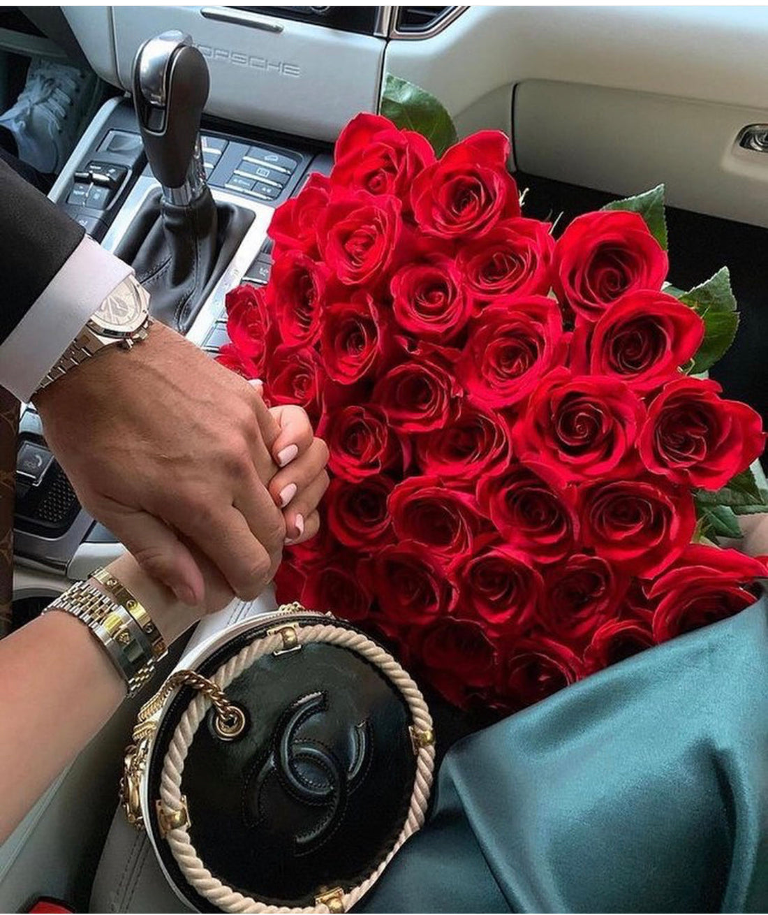 Rosas y Regalos para dar las Gracias a domicilio en Madrid