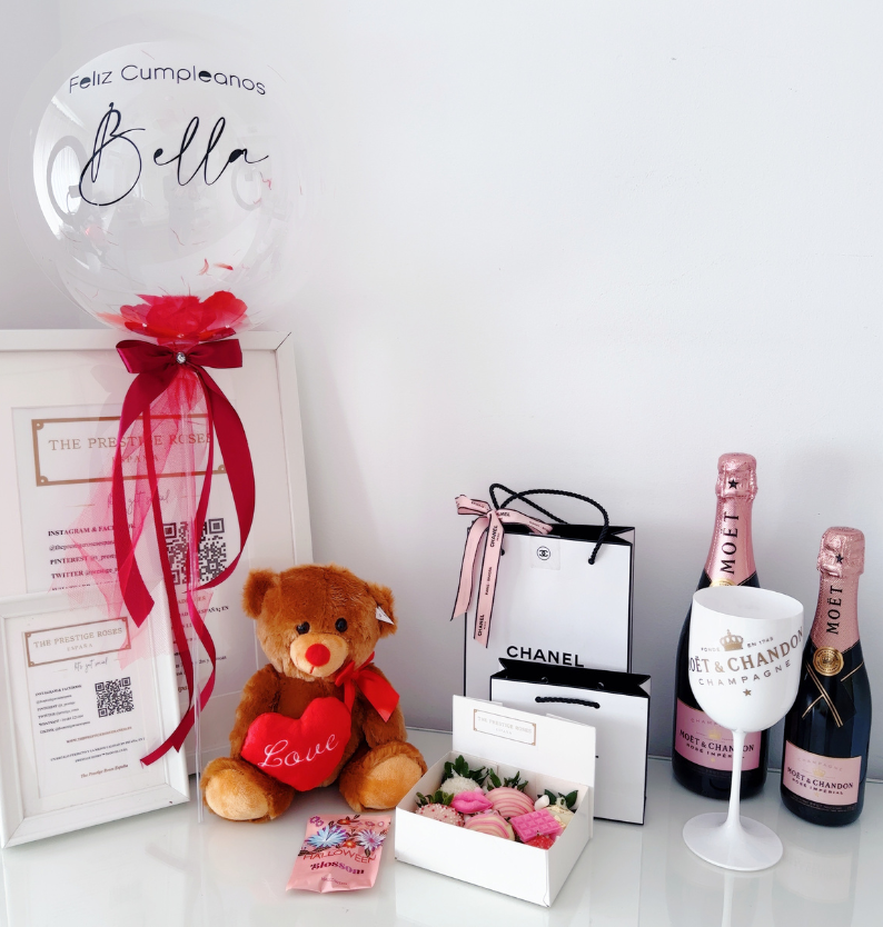 Rosas y romance: cómo expresar amor y afecto a través de las flores y el chocolate.