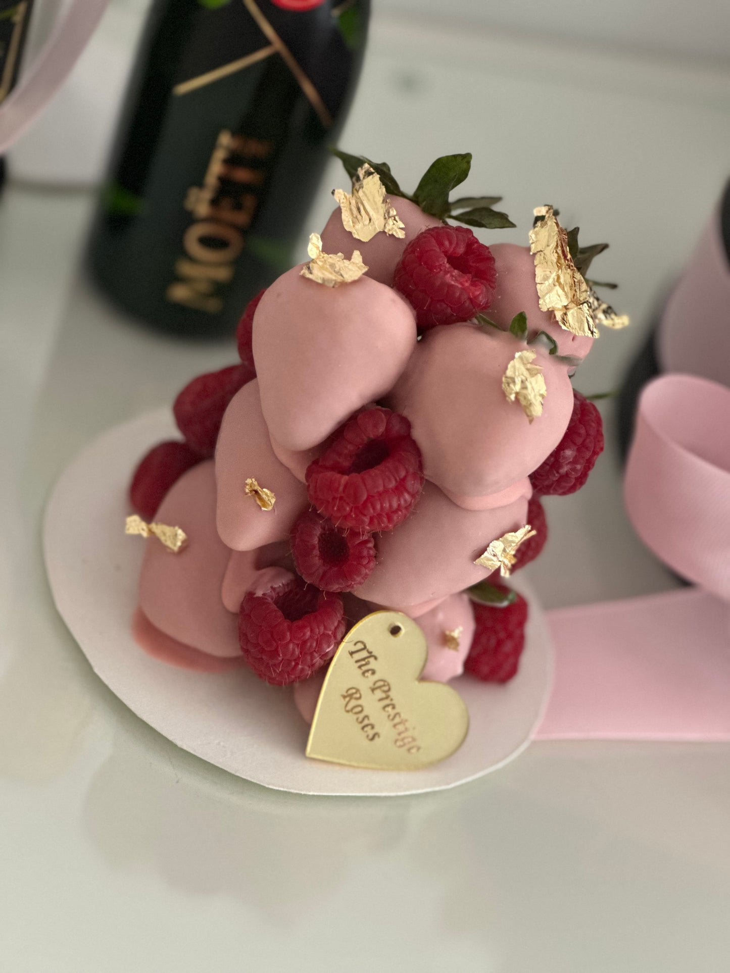 Tarta de Fresas bañadas en chocolate