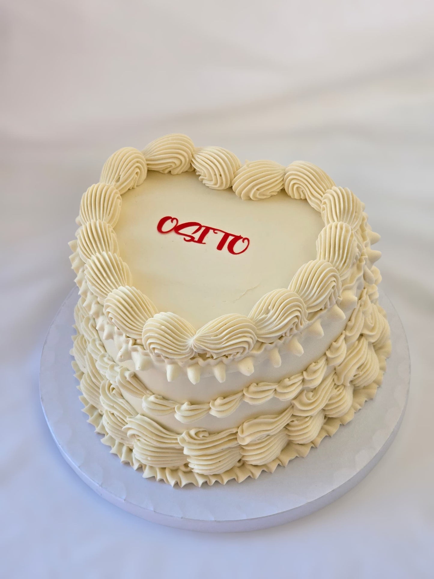 Tarta Personalizada Luxury en Madrid – Vintage Cake & Corazón
