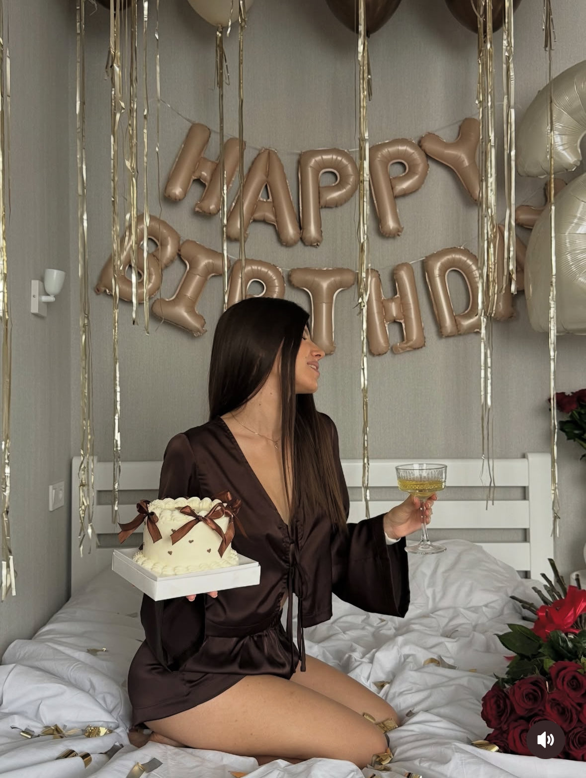 Regalo exclusivo de cumpleaños en Madrid con rosas frescas, champán Moët y decoración elegante