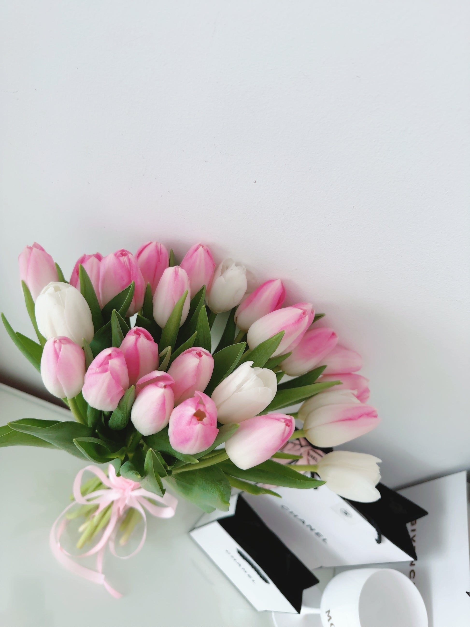 Ramo de tulipanes frescos con envío rápido en Madrid