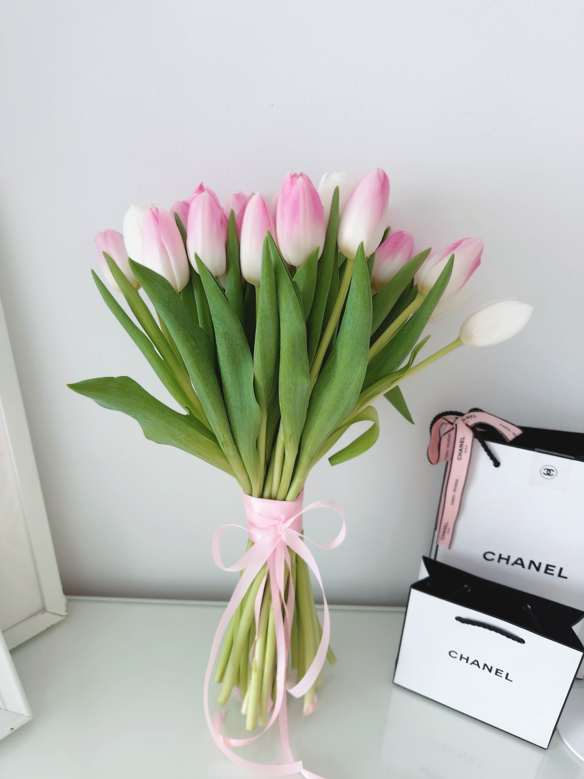 Tulipanes frescos pensados para regalos especiales en Madrid