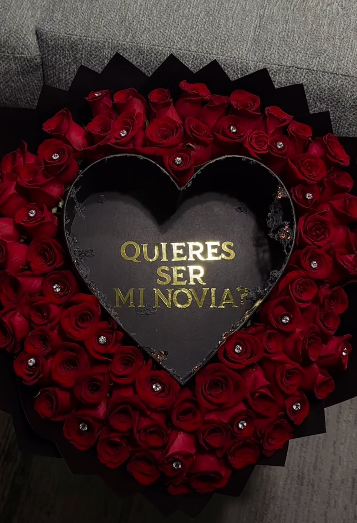 ramos de flores premium con opción swarovski entrega madrid