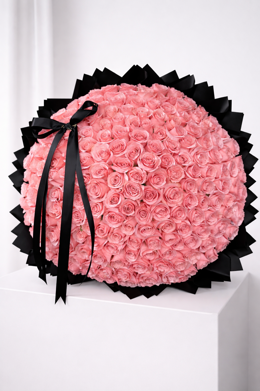 ramo de rosas rosadas frescas en Madrid con estilo elegante y romántico