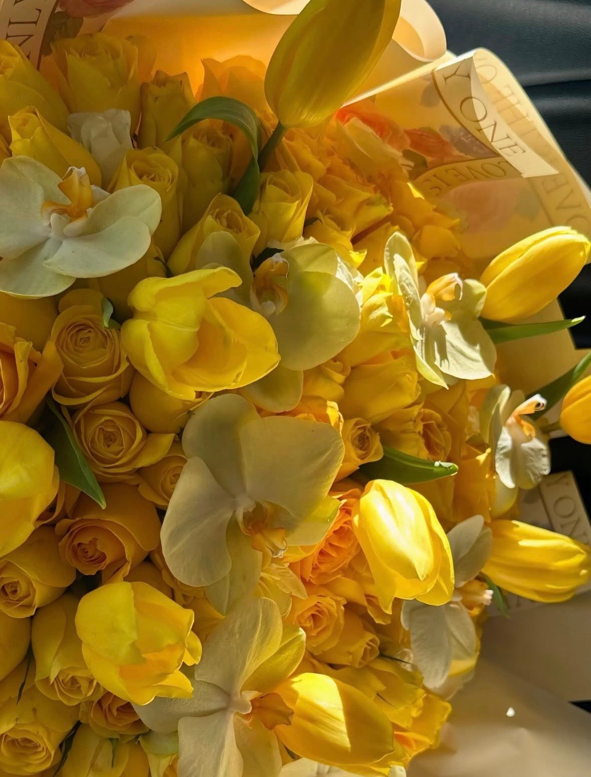 ramo de flores amarillas premium para regalar
