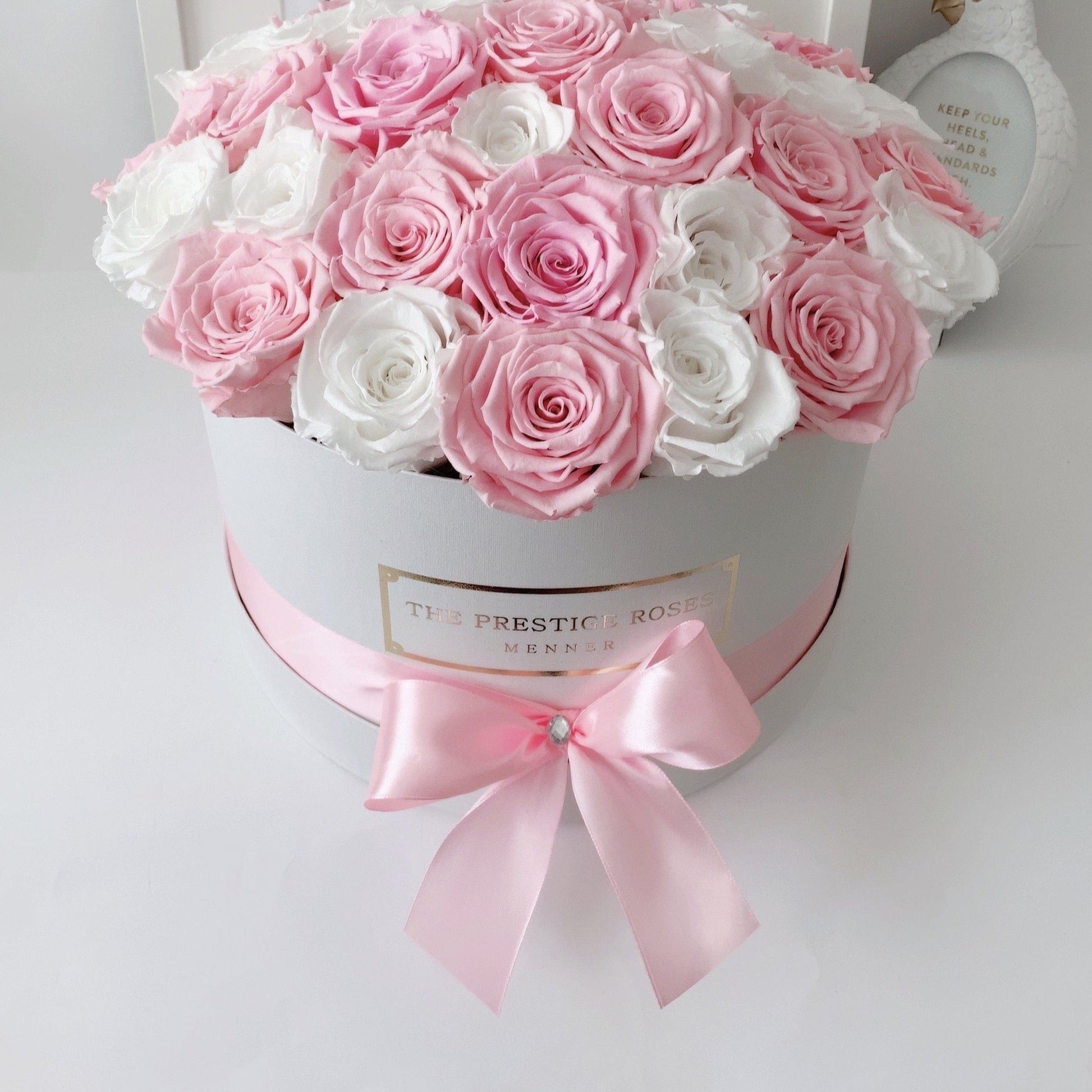 Caja Grande de Rosas Eternas en estilo Dome | The Prestige Roses