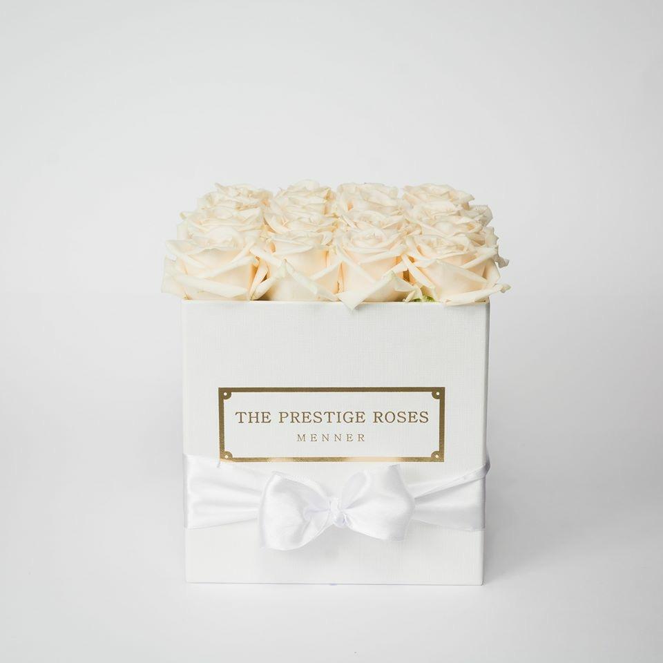 Caja Blanco Cuadrado de Rosas Eternas Blancas | The Prestige Roses - The Prestige Roses Madrid