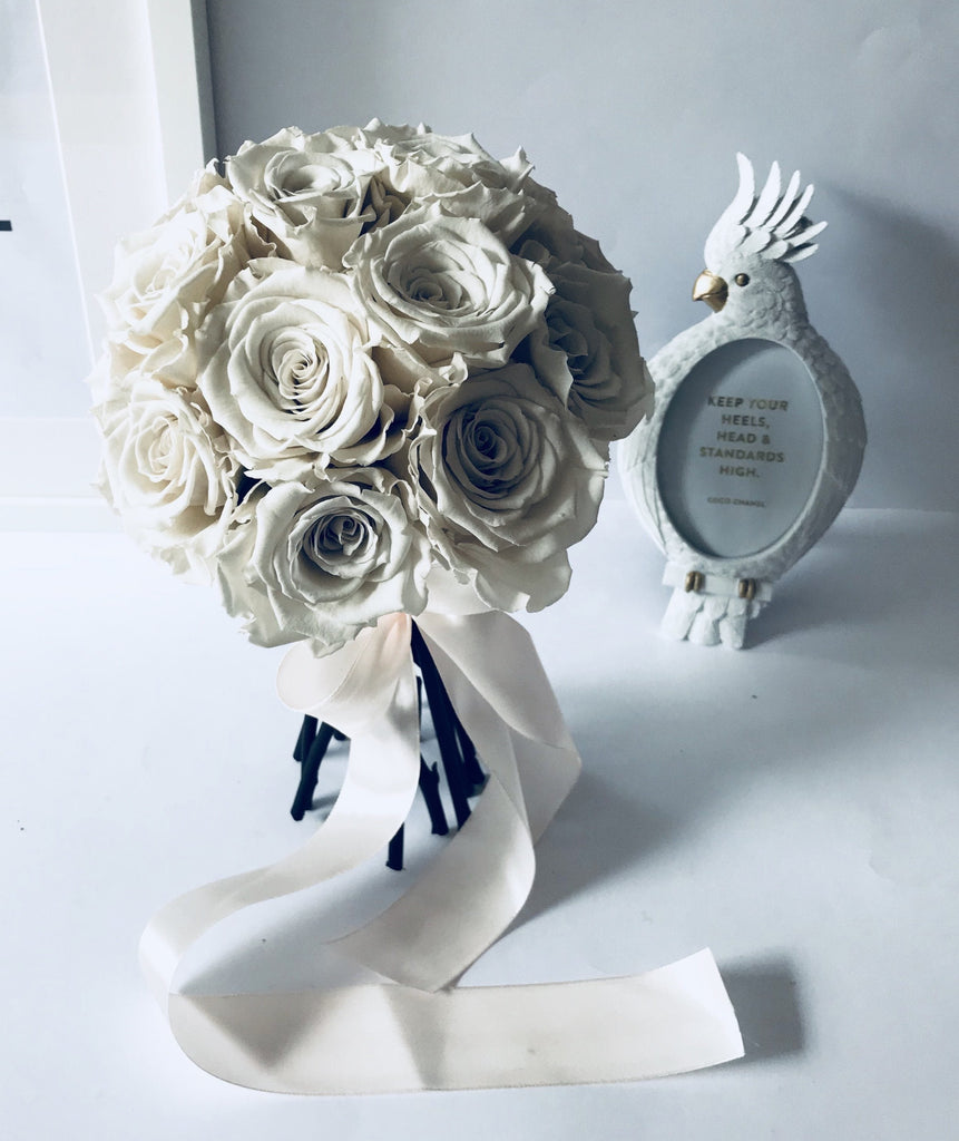 Ramo de novia de flores preservadas “Aro”